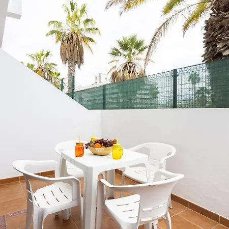 Home2book Sunny Apt Cardones, Terrace & Pool شقة *
